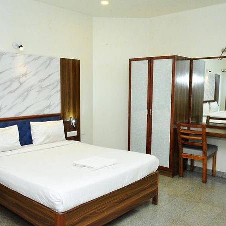 Sri Sai Residency 호텔 Tumkur 외부 사진